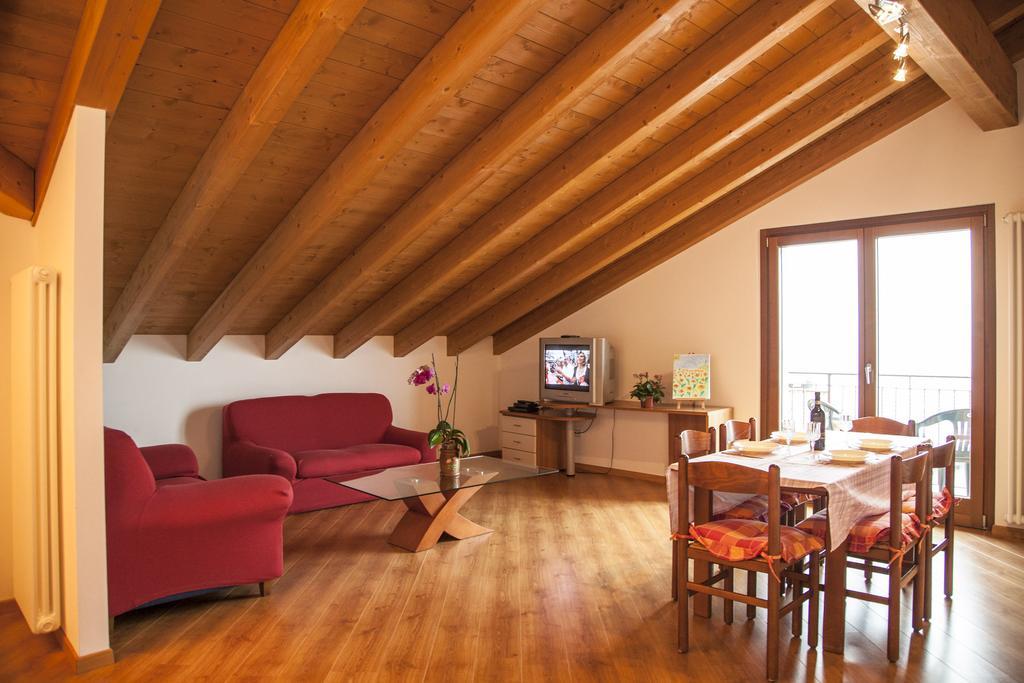 דירות Vercana Casa Sole חדר תמונה